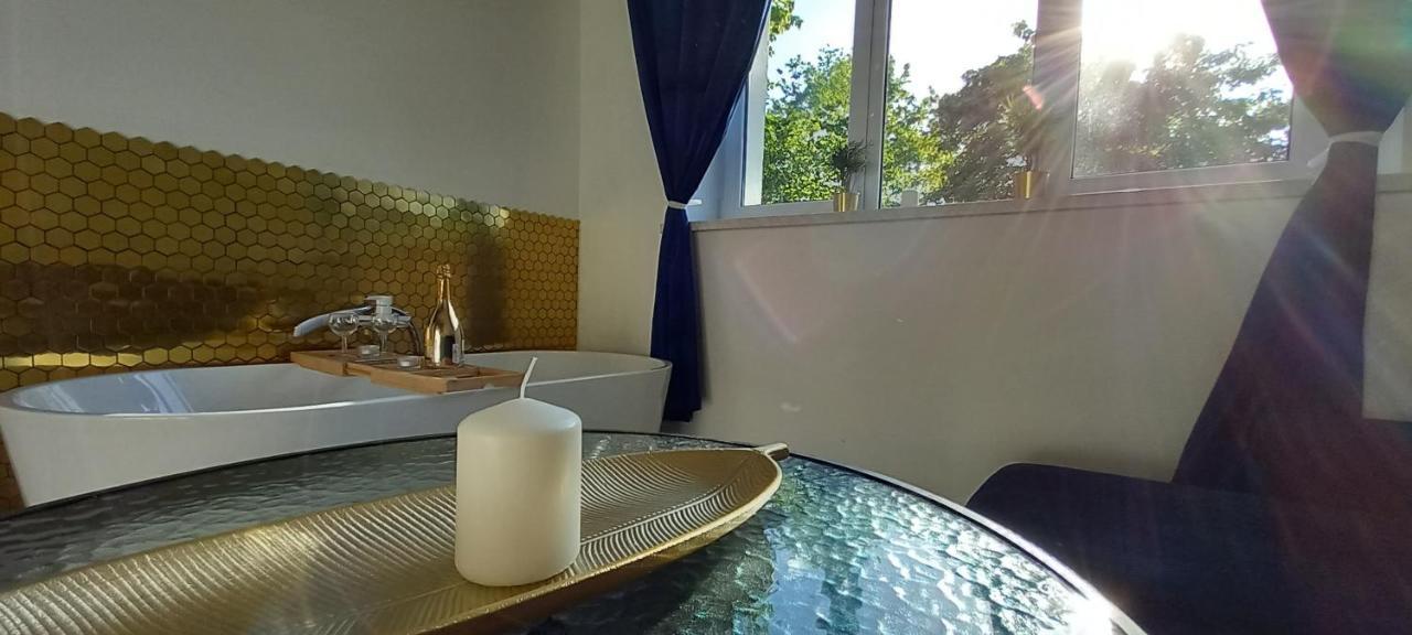 Roztoczanskie Apartment *